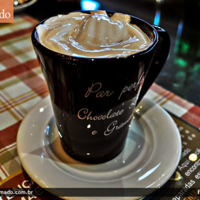 Chocolate quente da Casa da Velha Bruxa é eleito o melhor de Gramado