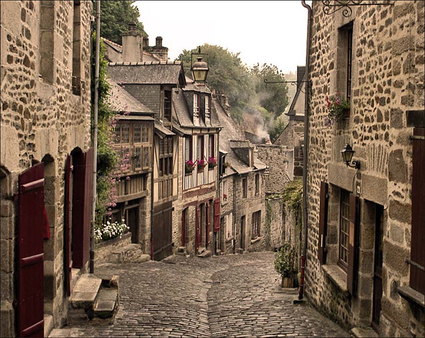 Dinan Medieval (França)