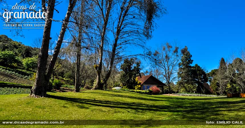 Le Jardin: Paisagem magnífica, tranquilidade, contato com a natureza e muitas lavandas esperam por você.