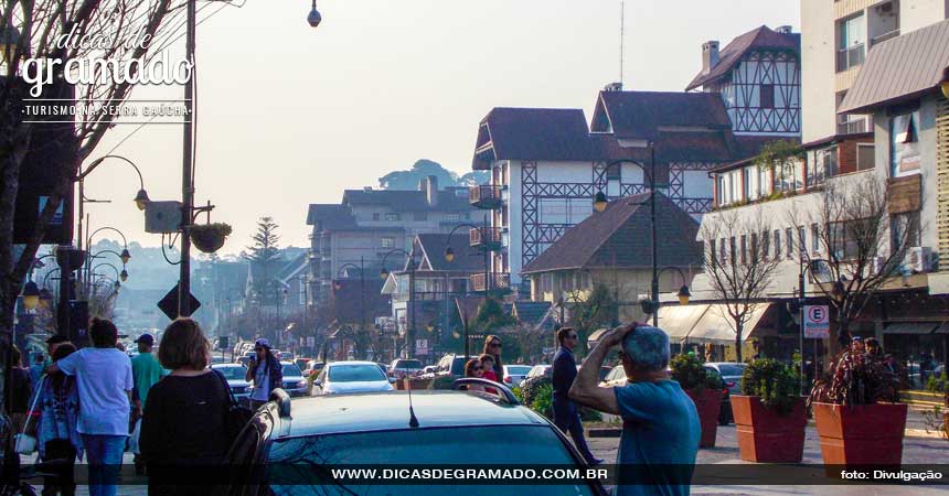 Gramado em outubro tem temperaturas mais amenas e agradáveis.