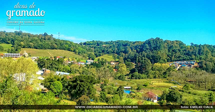 Paisagem da Serra Gaúcha vista a bordo do trem Maria Fumaça.